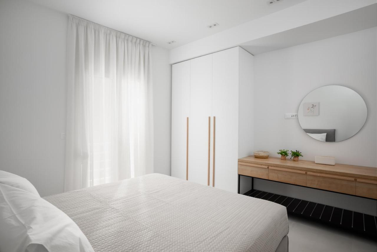 The H Experience - Eclectic Spacious Apartment Near Venetian Castle - 2 Heraklion  Ngoại thất bức ảnh