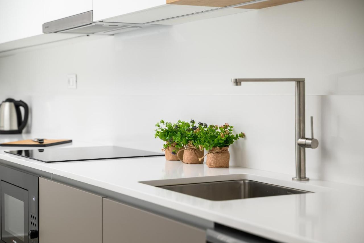 The H Experience - Eclectic Spacious Apartment Near Venetian Castle - 2 Heraklion  Ngoại thất bức ảnh